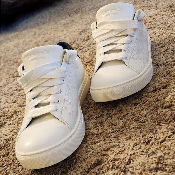 EUC Kate Spade Audrey White Leather Perforated Spade Sneakers Sz 9 - Picture 9 of 11